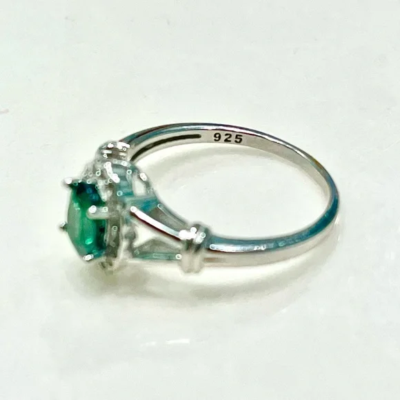 1.5ct Genuine Tsavorite 14KGP Ring - Picture 3 of 3